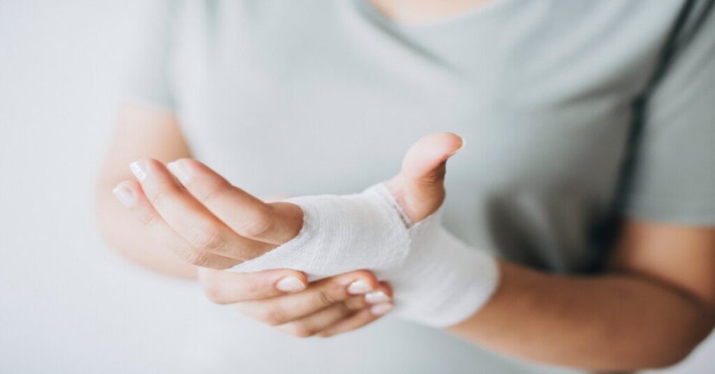 personal injury attorney in upland ca hand accident