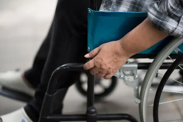 Elderly Woman with Wheelchair in California - Injury Lawyer